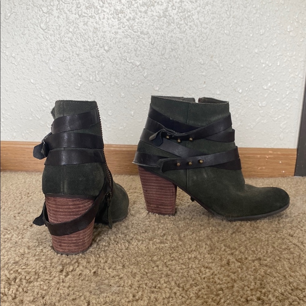 BP Green and Black Ankle Booties with Chunky Heel